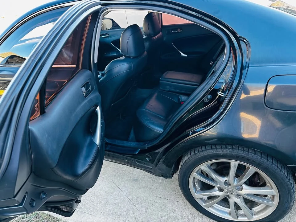 2007 Lexus IS 2nd Gen - Image 12 of 13