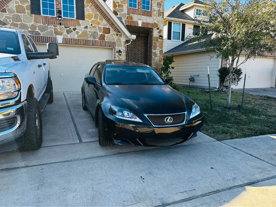 2007 Lexus IS 2nd Gen - Image 2 of 13