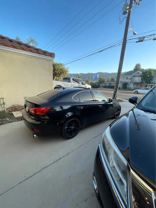 2007 Lexus IS 2nd Gen - Image 2 of 5