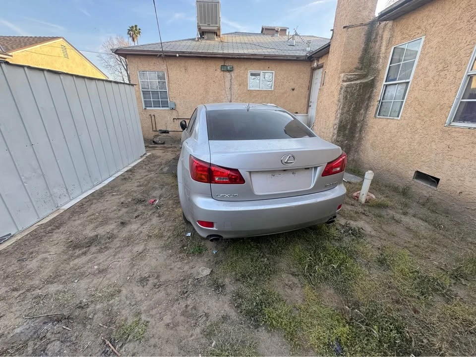 2007 Lexus IS 2nd Gen - Image 3 of 8