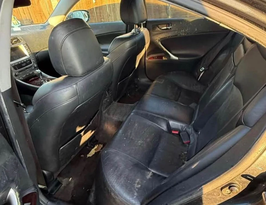 2007 Lexus IS 2nd Gen - Image 6 of 8