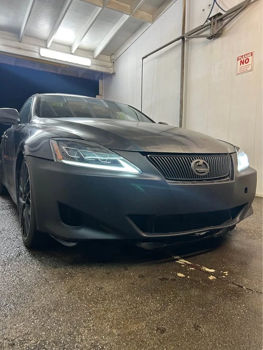 2007 Lexus IS 2nd Gen - Image 9 of 11