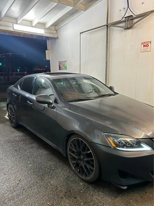 2007 Lexus IS 2nd Gen - Image 3 of 11
