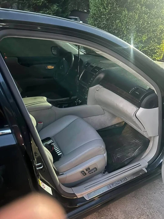 2007 Lexus LS 4th Gen - Image 4 of 4