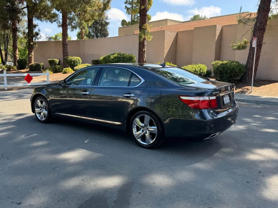 2007 Lexus LS 4th Gen - Image 5 of 16