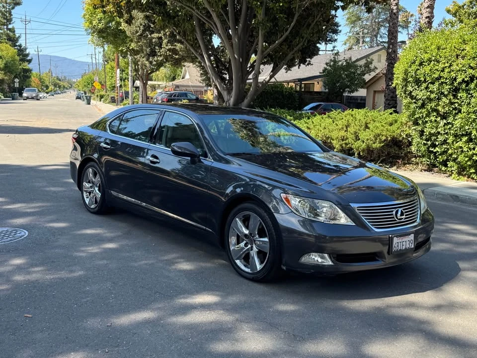 2007 Lexus LS 4th Gen - Image 2 of 16