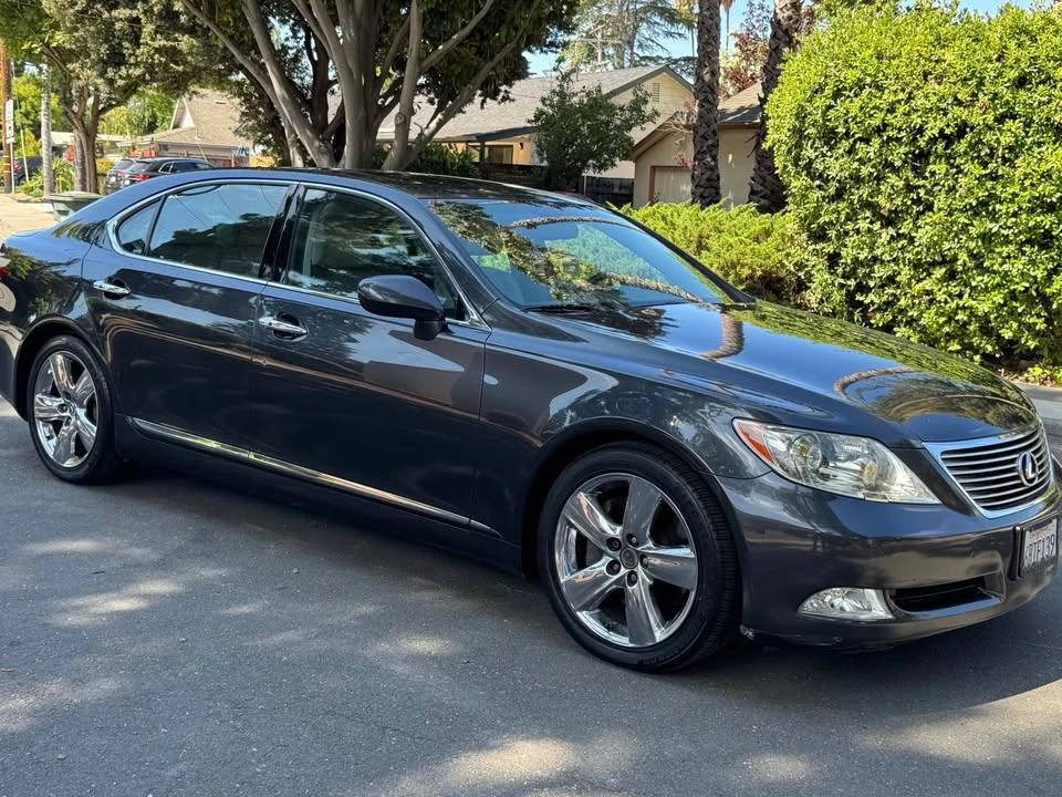 2007 Lexus LS 4th Gen - Image 8 of 16