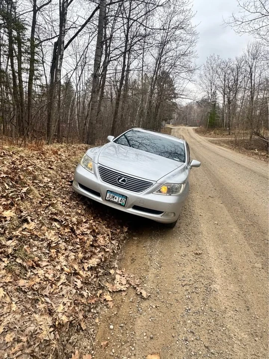2007 Lexus LS 4th Gen - Image 5 of 13