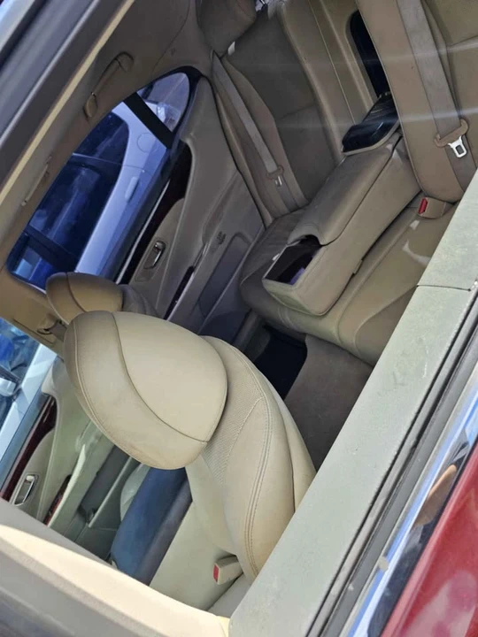 2007 Lexus LS 4th Gen - Image 7 of 10
