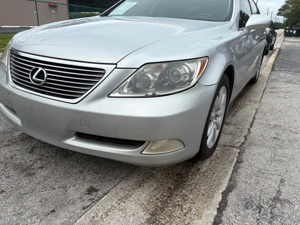 2007 Lexus LS 4th Gen - Image 4 of 6