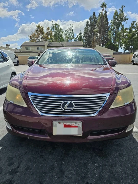 2007 Lexus LS 4th Gen - Image 5 of 10