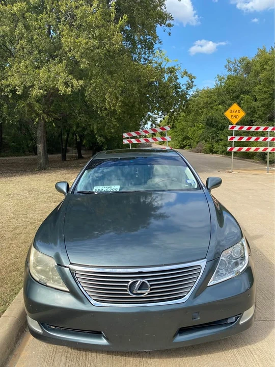 2007 Lexus LS 4th Gen - Image 3 of 11