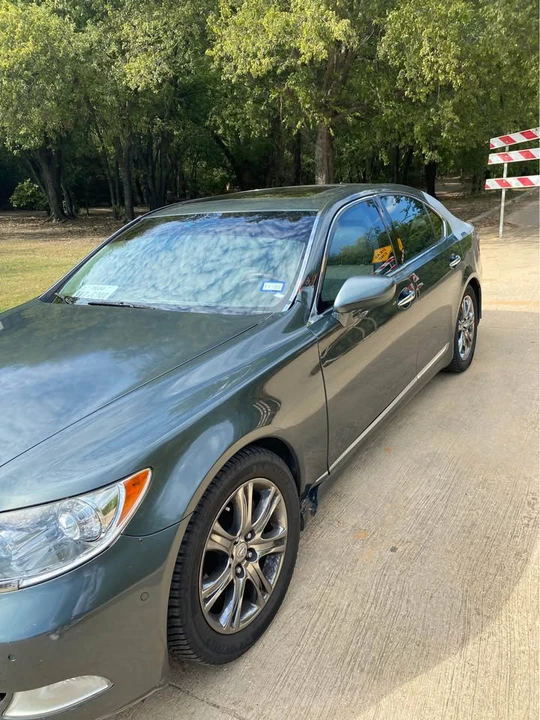 2007 Lexus LS 4th Gen - Image 4 of 11