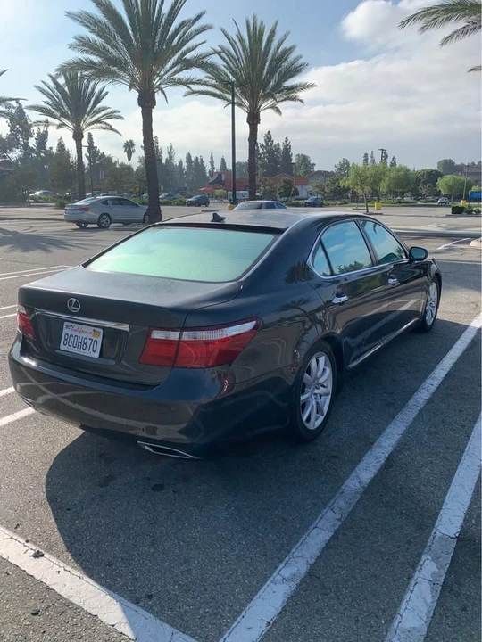 2007 Lexus LS 4th Gen - Image 3 of 9