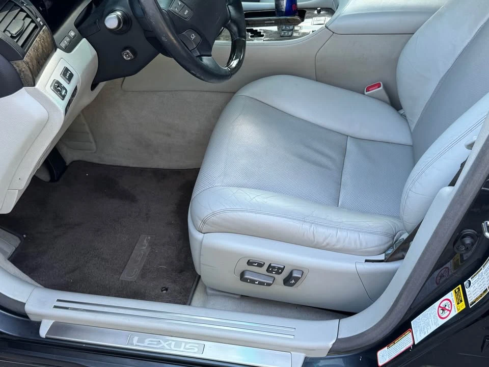 2007 Lexus LS 4th Gen - Image 14 of 16