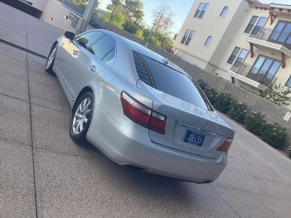 2007 Lexus LS 4th Gen - Image 3 of 10
