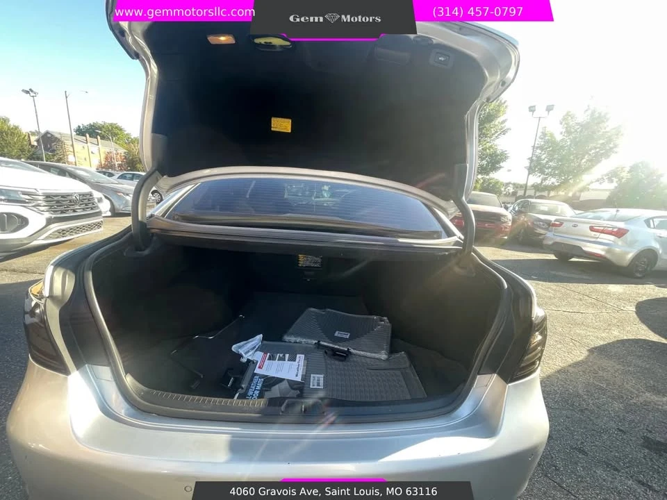 2007 Lexus LS 4th Gen - Image 18 of 19