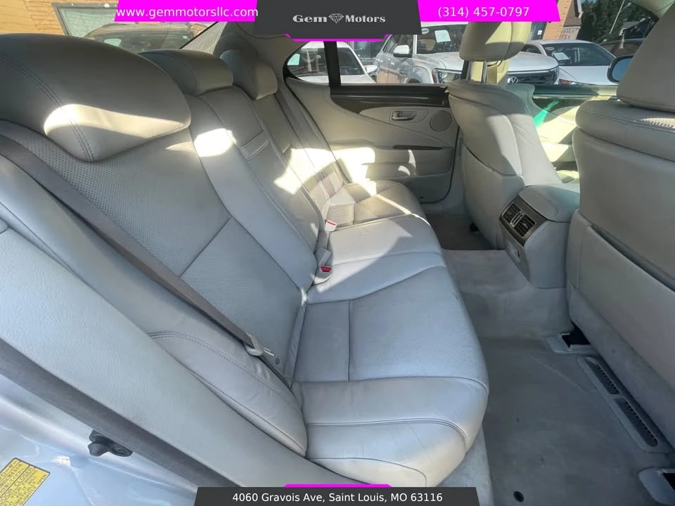 2007 Lexus LS 4th Gen - Image 15 of 19