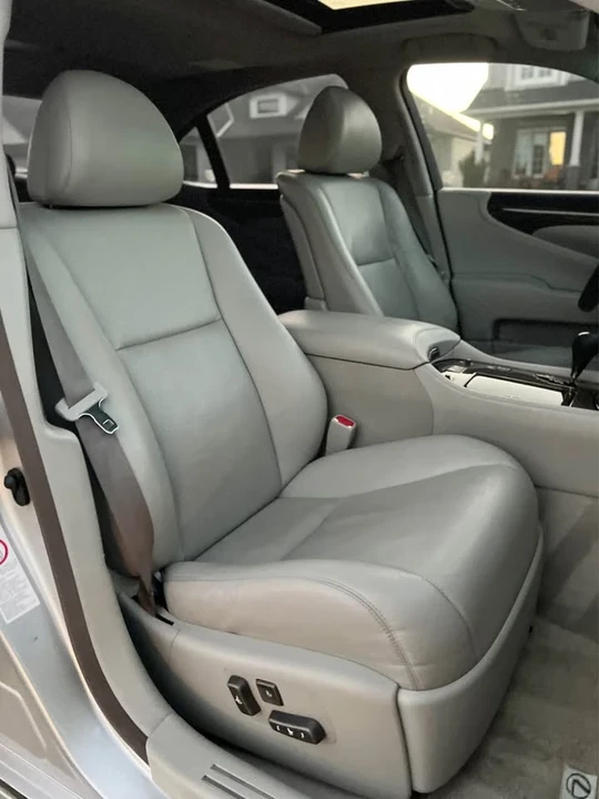 2007 Lexus LS 4th Gen - Image 15 of 19