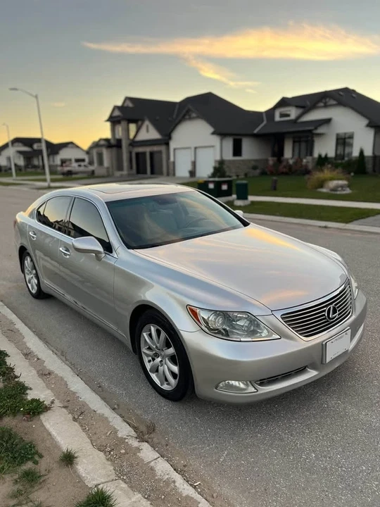 2007 Lexus LS 4th Gen - Image 5 of 19