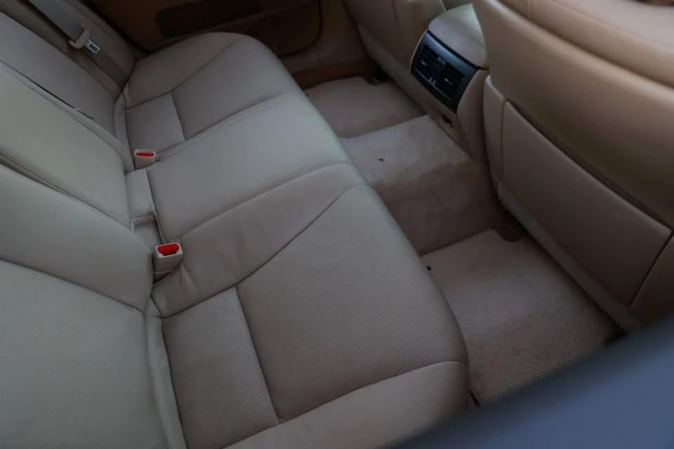 2007 Lexus LS 4th Gen - Image 12 of 20