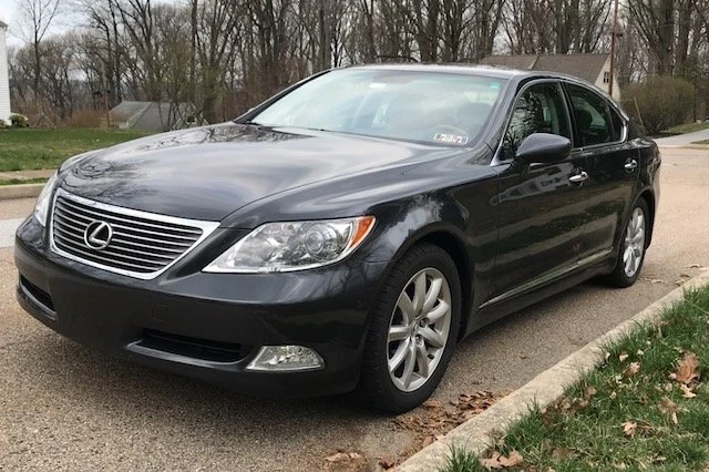 2007 Lexus LS 4th Gen - Image 2 of 9