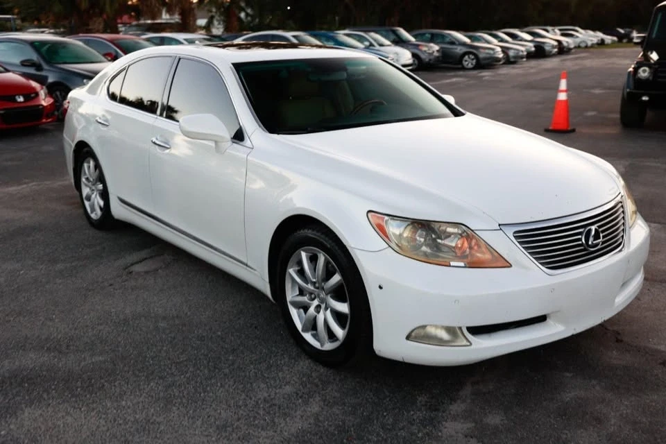 2007 Lexus LS 4th Gen - Image 13 of 20