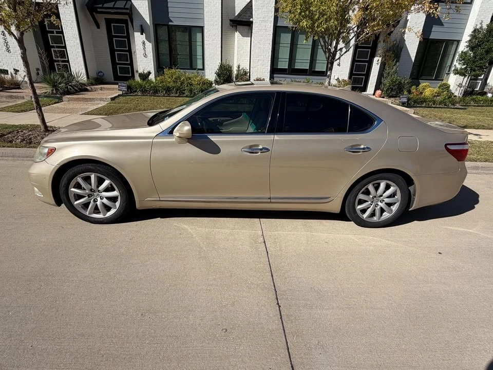 2007 Lexus LS 4th Gen - Image 3 of 18