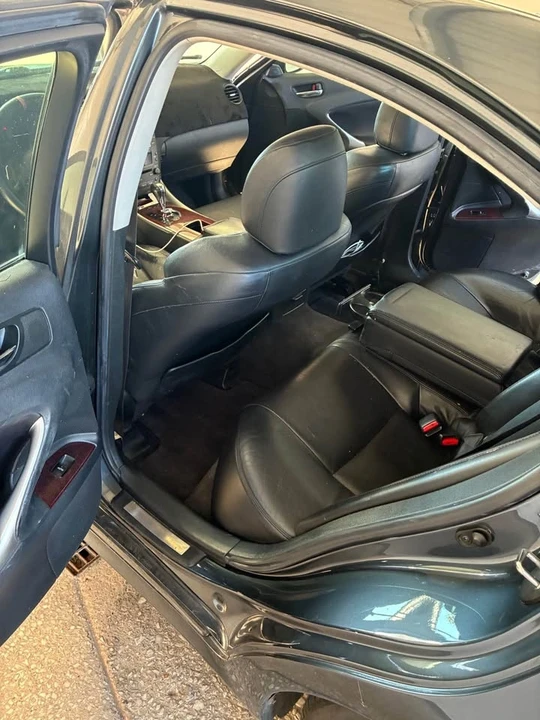 2007 Lexus LS 4th Gen - Image 2 of 6