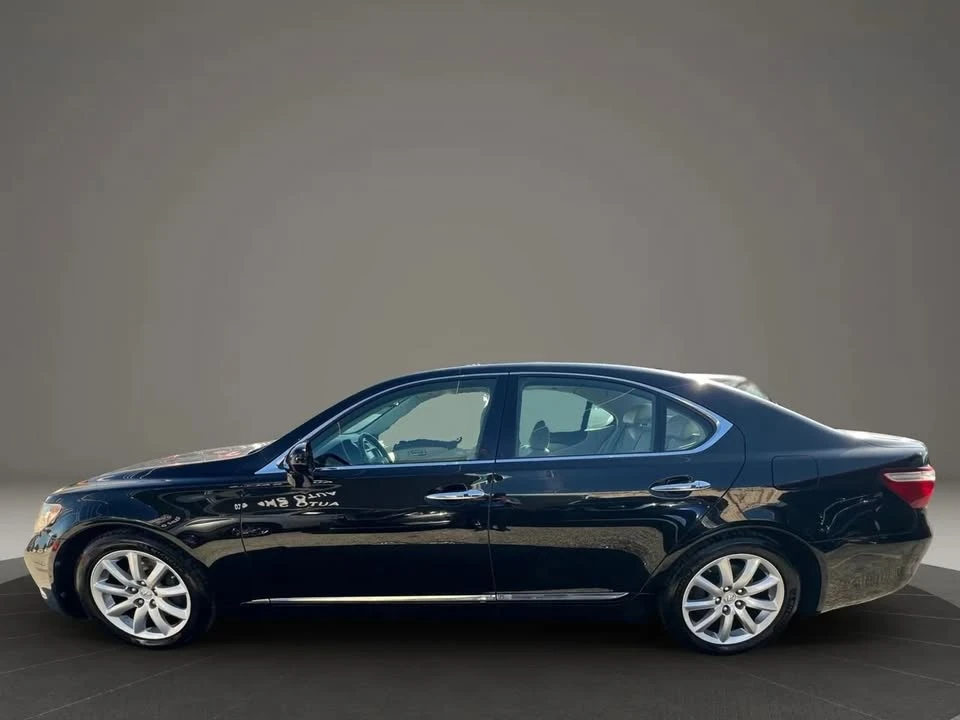 2007 Lexus LS 4th Gen - Image 2 of 19