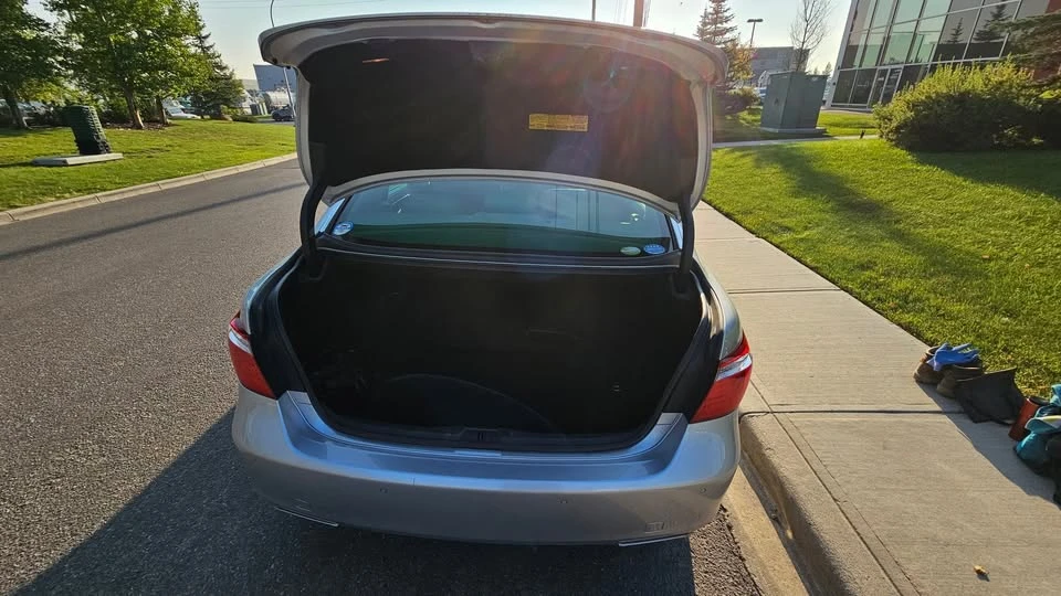 2007 Lexus LS 4th Gen - Image 3 of 16