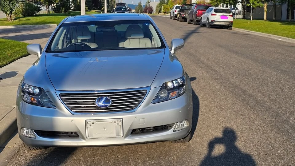 2007 Lexus LS 4th Gen - Image 5 of 16