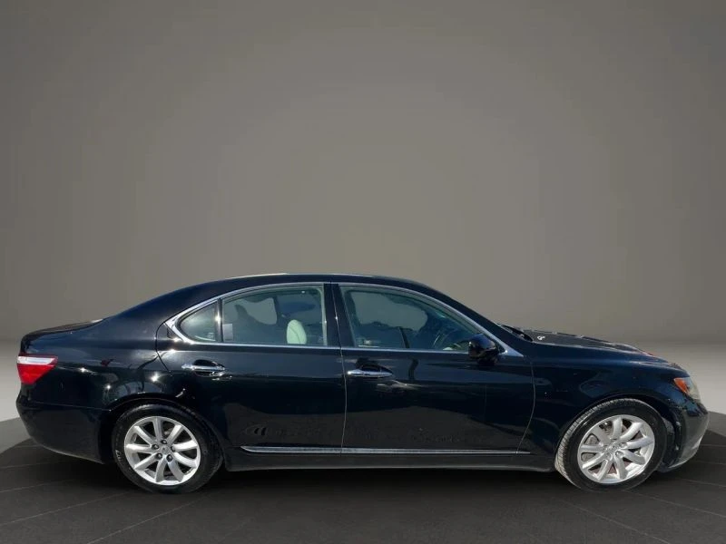 2007 Lexus LS 4th Gen - Image 5 of 19