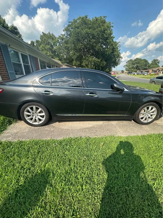 2007 Lexus LS 4th Gen - Image 4 of 4