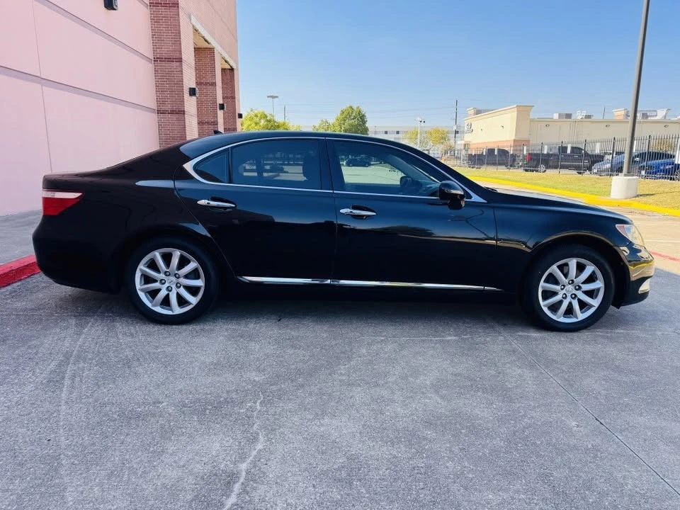 2007 Lexus LS 4th Gen - Image 5 of 18