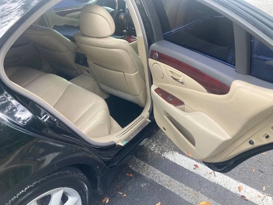 2007 Lexus LS 4th Gen - Image 16 of 19