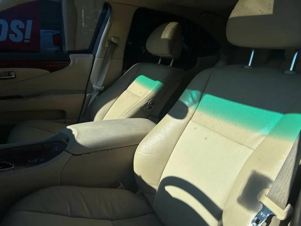 2007 Lexus LS 4th Gen - Image 12 of 14