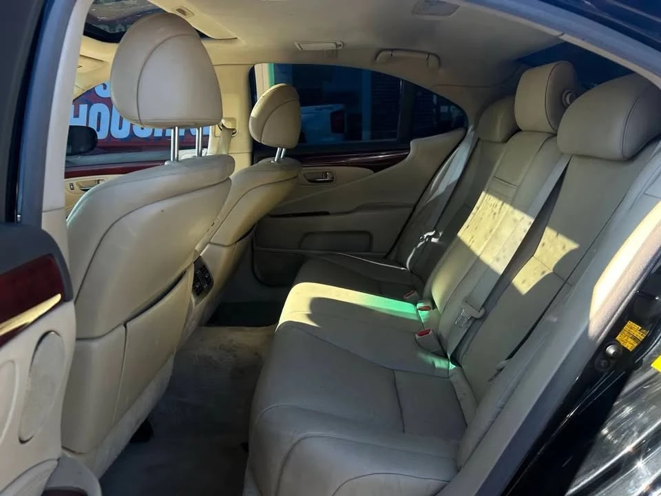 2007 Lexus LS 4th Gen - Image 13 of 14