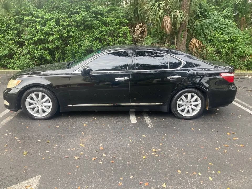 2007 Lexus LS 4th Gen - Image 6 of 19