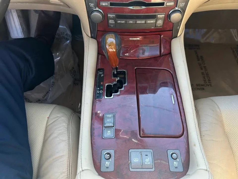 2007 Lexus LS 4th Gen - Image 11 of 14