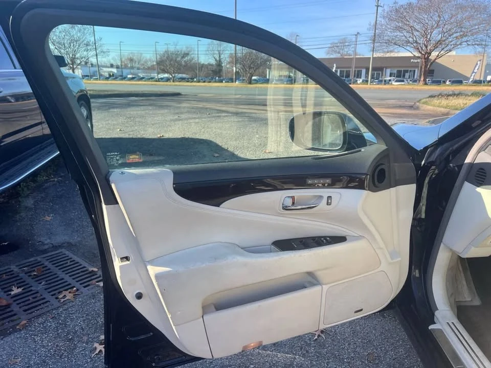 2007 Lexus LS 4th Gen - Image 16 of 19