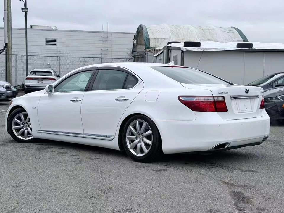 2007 Lexus LS 4th Gen - Image 7 of 20