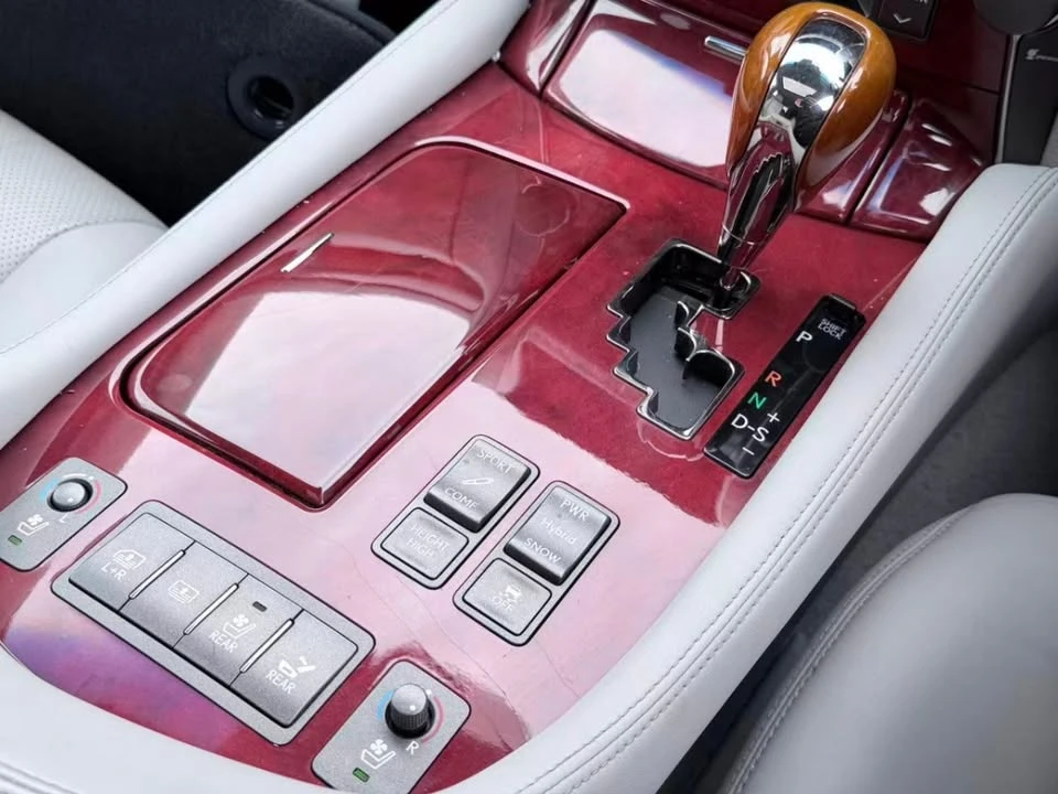 2007 Lexus LS 4th Gen - Image 14 of 20