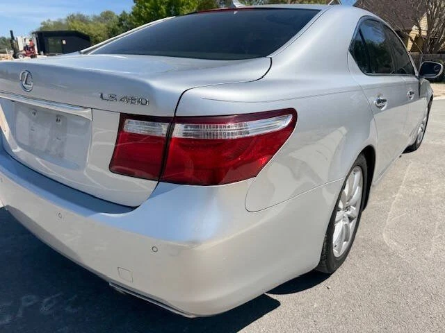 2007 Lexus LS 4th Gen - Image 8 of 19