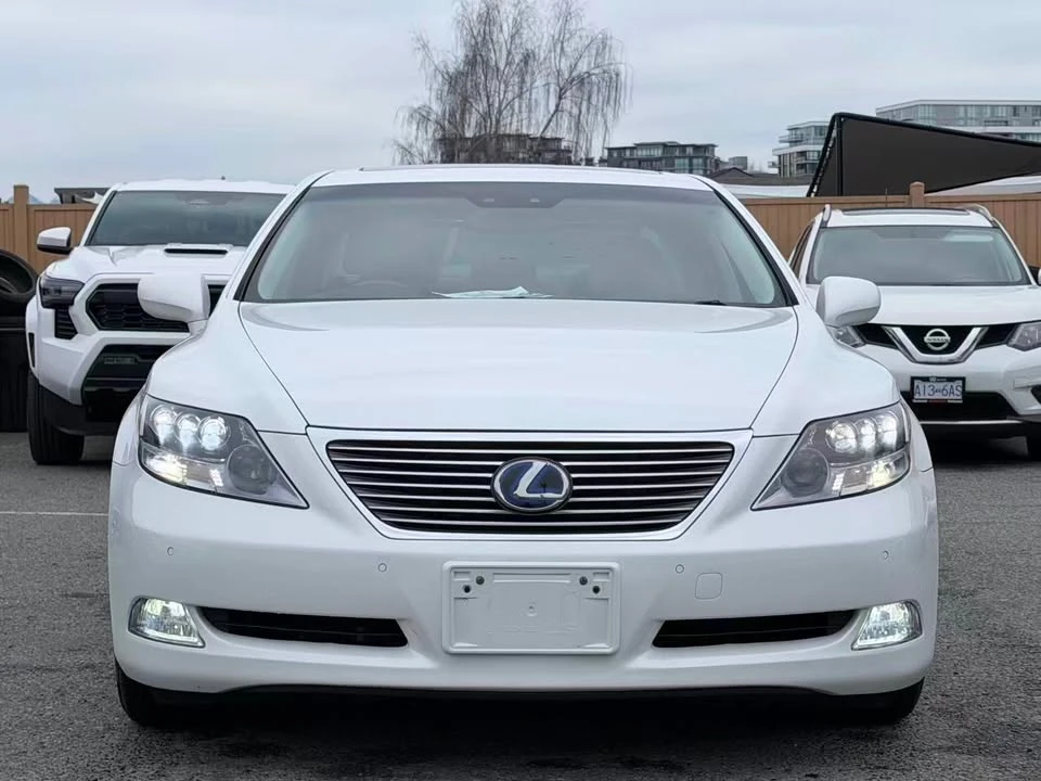 2007 Lexus LS 4th Gen - Image 2 of 20