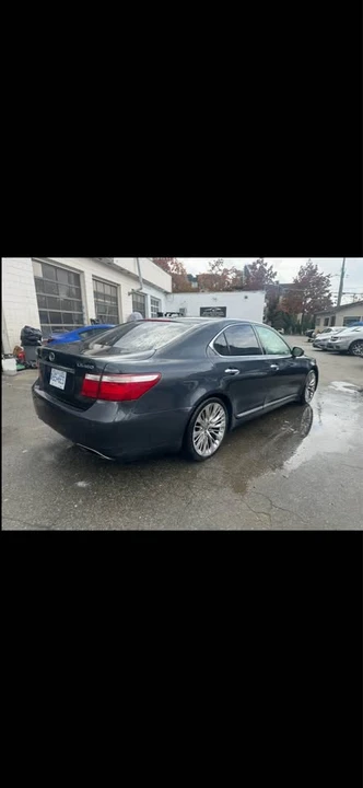 2007 Lexus LS 4th Gen - Image 7 of 9