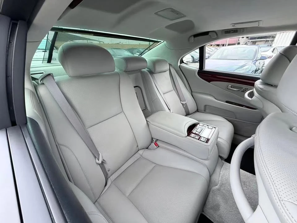 2007 Lexus LS 4th Gen - Image 20 of 20