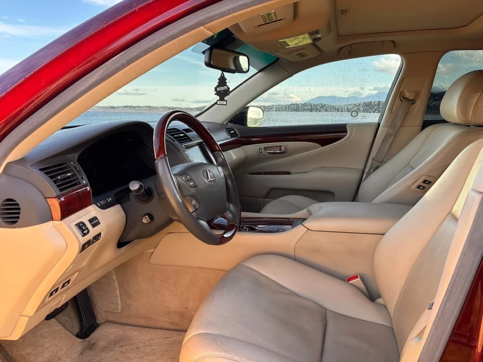 2007 Lexus LS 4th Gen - Image 15 of 18