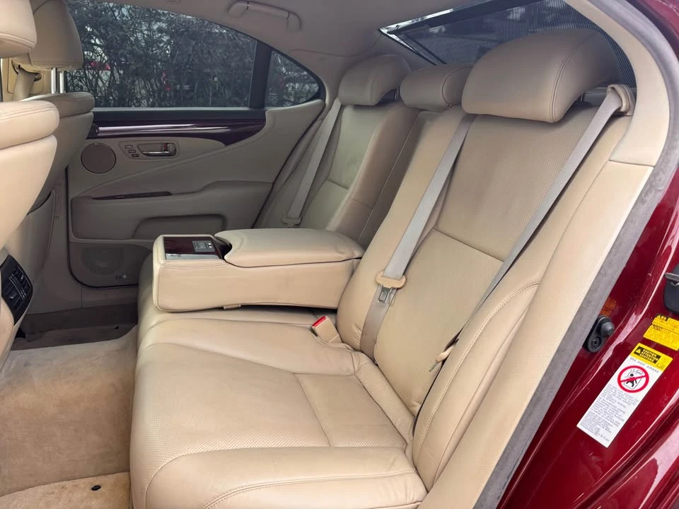 2007 Lexus LS 4th Gen - Image 7 of 11