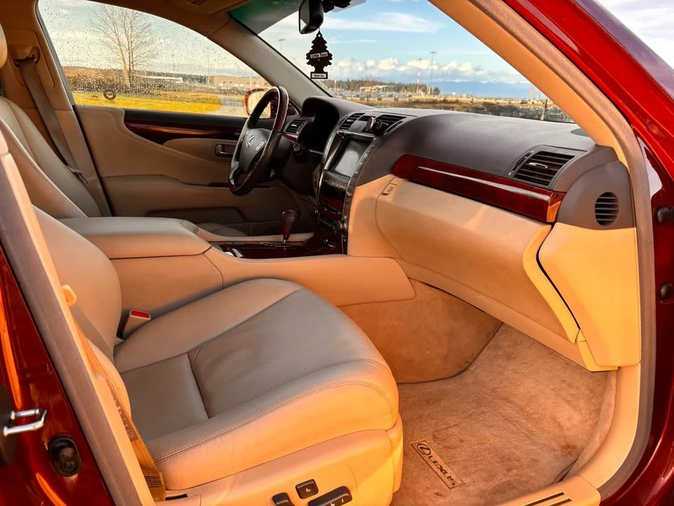 2007 Lexus LS 4th Gen - Image 14 of 18